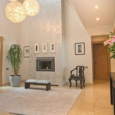 'Đập tan' nóng bức mùa hè bằng giấy dán tường mát mắt cho ngôi nhà